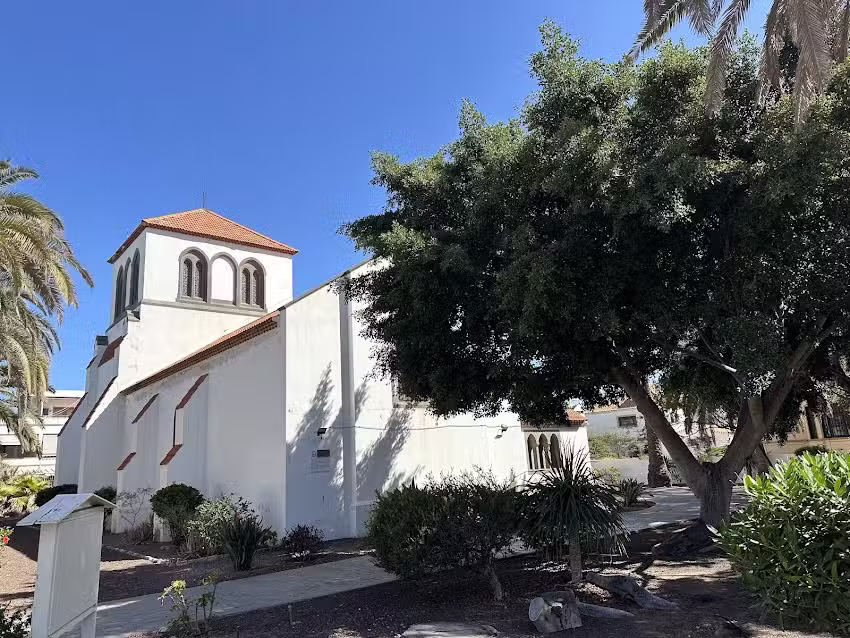 Holy Trinity Church Las Palmas