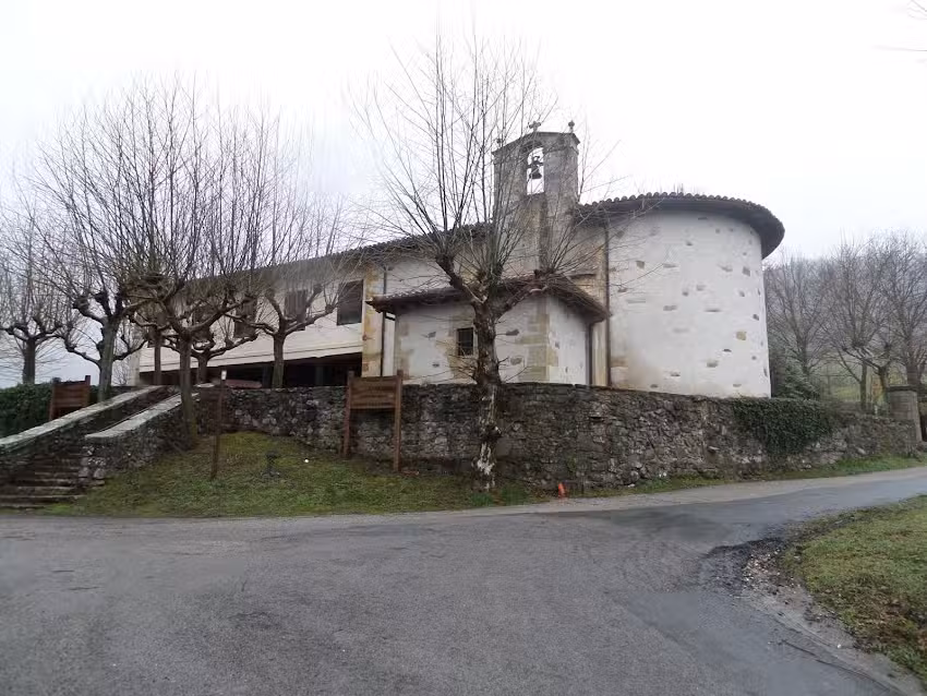 Ibabeko Andra Mari Basaeliza/Ermita Santa Maria de Ibabe