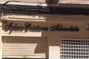 Iglesia Adventista del S&eacute;ptimo D&iacute;a en Logro&ntilde;o