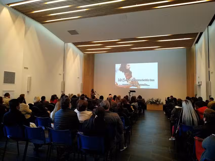 Iglesia Adventista del S&eacute;ptimo D&iacute;a en Sevilla