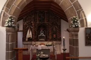 Iglesia Antigua del Divino Salvador de Bembibre ( O Pazo)