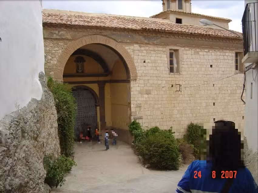 Iglesia Asunci&oacute;n de Nuestra Se&ntilde;ora, Ob&oacute;n