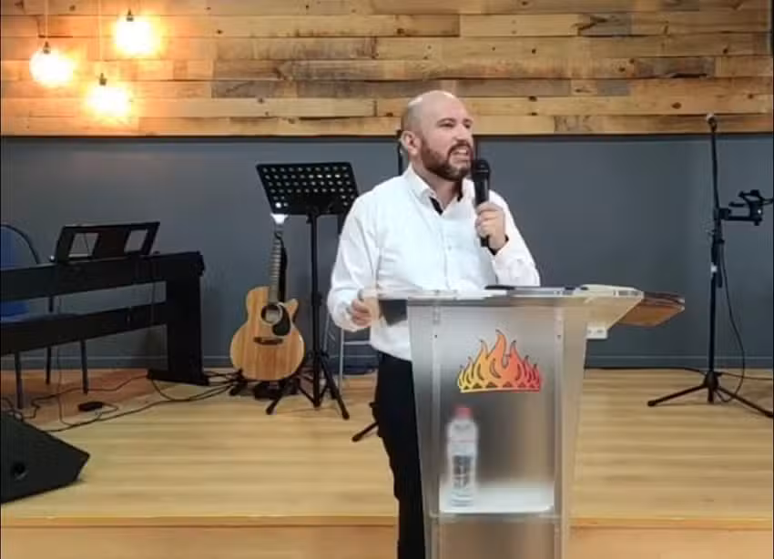 Iglesia Cristiana Evang&eacute;lica A Los Pies Del Rey Norte De Almer&iacute;a en Hu&eacute;rcal-Overa Almer&iacute;a &ndash; Espa&ntilde;a