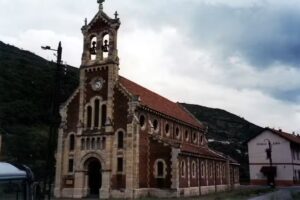 Iglesia de Bustiello