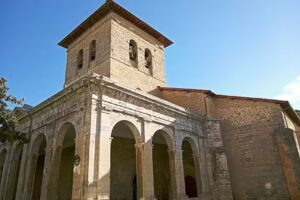 Iglesia de la Asunci&oacute;n de Mar&iacute;a (Santa Mar&iacute;a)