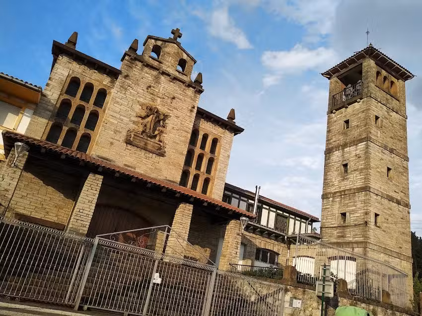 Iglesia de la Realeza de Mar&iacute;a