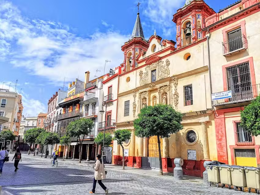 Iglesia de la Virgen de la Paz &ndash; Residencia San Juan de Dios