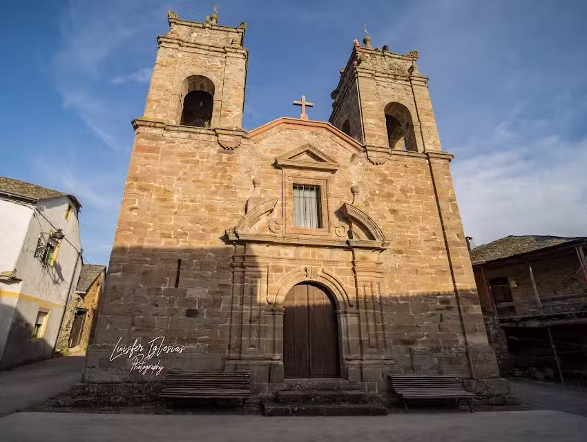 Iglesia De Langre