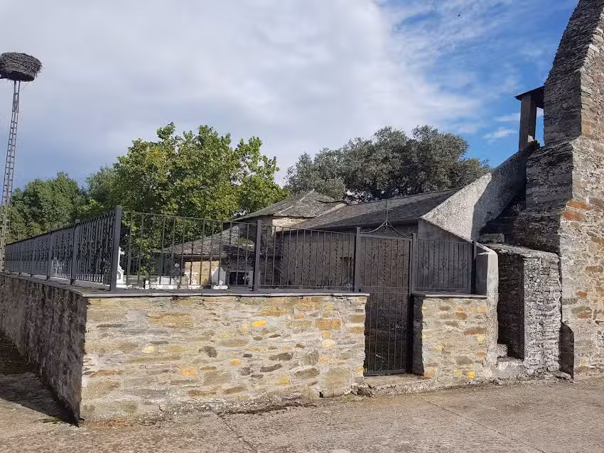 Iglesia de las Caba&ntilde;as de la Dornilla