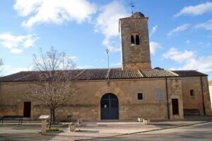 Iglesia de Nuestra Se&ntilde;ora de la Asunci&oacute;n o de la Virgen de las Dehesas