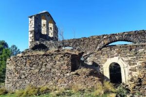 Iglesia de Nuestra Se&ntilde;ora de la Blanca (en ruinas)