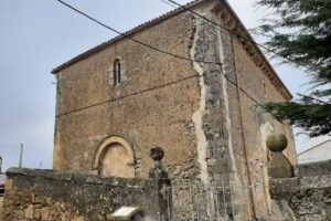 Iglesia de Nuestra Se&ntilde;ora de la Natividad o de la Virgen del Olmo