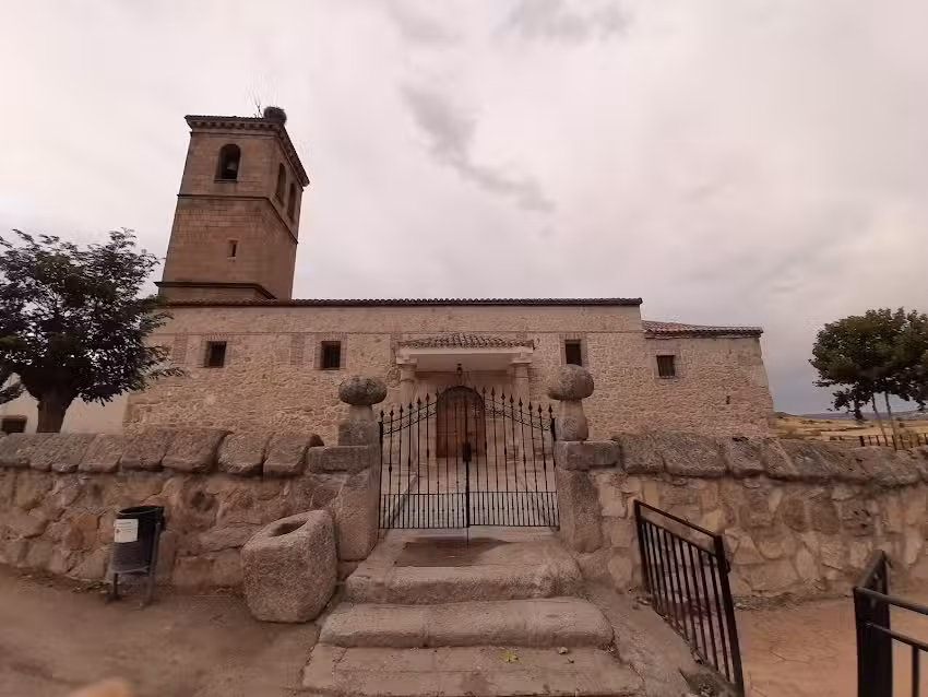 Iglesia de Paredes de Escalona