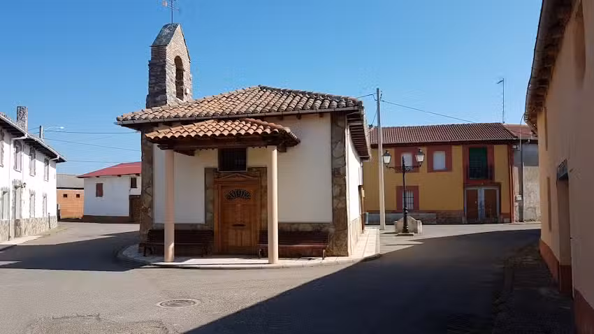 Iglesia de Qui&ntilde;ones del R&iacute;o