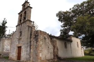 Iglesia de San Acisclo de Valadouro
