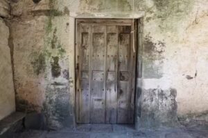 Iglesia de San Adri&aacute;n de Ous&oacute;n