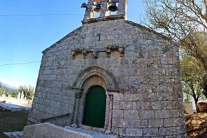 Iglesia de San Andr&eacute;s de Castro de Beiro