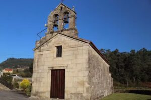 Iglesia de San Andr&eacute;s de Figueirido