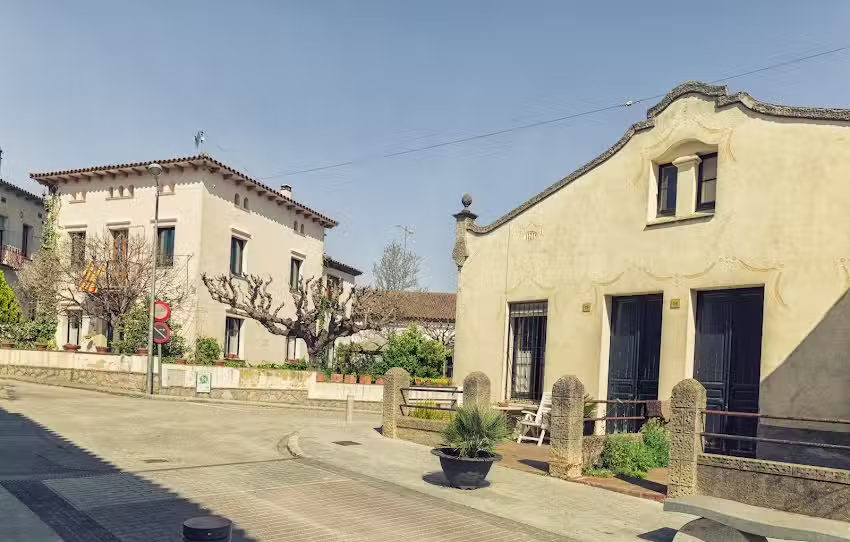 Iglesia de San Andr&eacute;s de Orrius