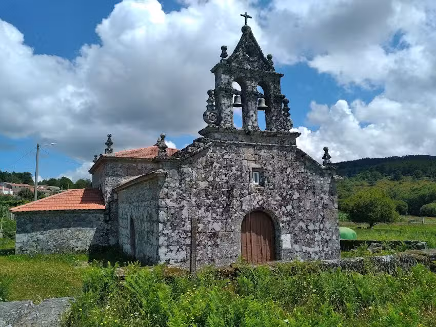 Iglesia de San Andr&eacute;s de Porqueir&oacute;s