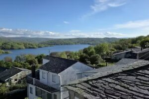 Iglesia de San Andr&eacute;s de Prada