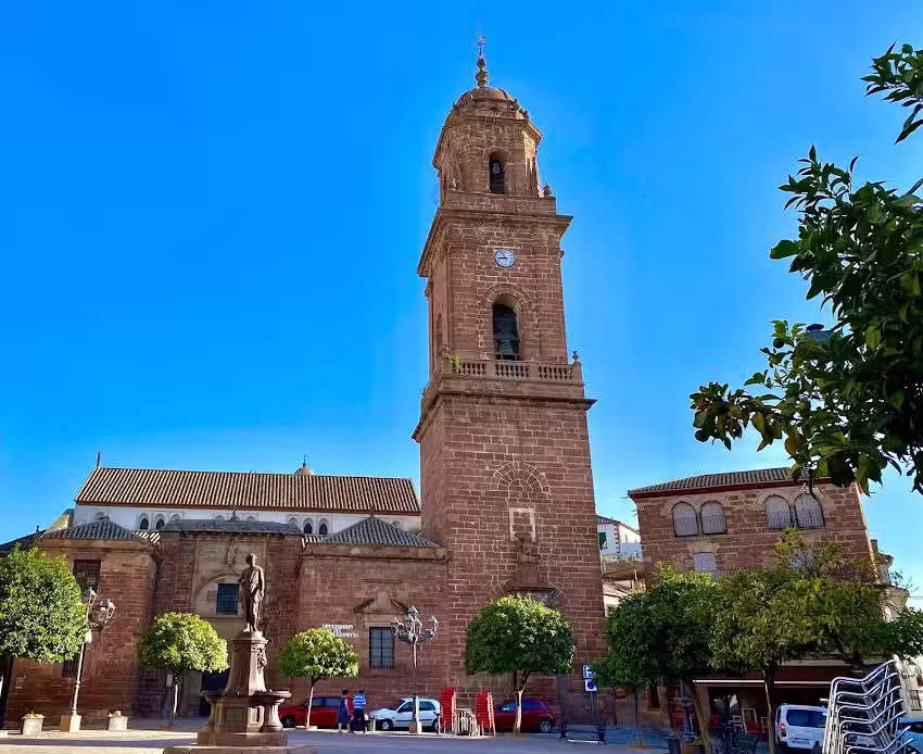 Iglesia de San Bartolom&eacute; ap&oacute;stol