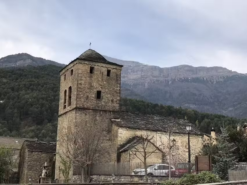 Iglesia de San Bartolom&eacute; de Borrastre