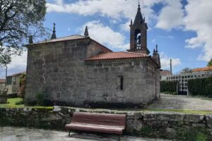Iglesia de San Bartolom&eacute; de Lamosa