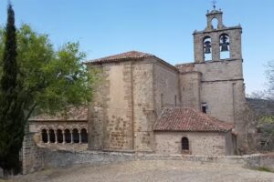 Iglesia de San Bartolomé – Museo Paleontológico