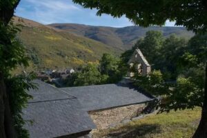 Iglesia de San Bernab&eacute; de Candeda