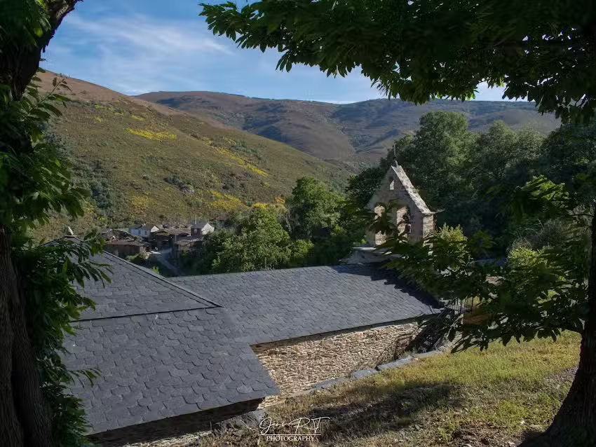 Iglesia de San Bernab&eacute; de Candeda