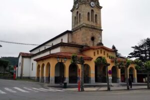 Iglesia de San Crist&oacute;bal (Colunga).