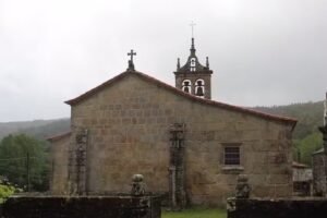 Iglesia de San Cristóbal de Reis