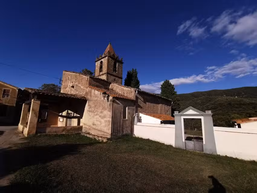 Iglesia de San Crist&ograve;fol de les Planes