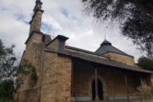 Iglesia de San Esteban de Columbrianos