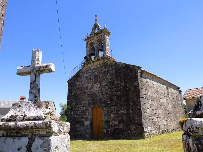 Iglesia de San Esteban de Lagart&oacute;ns