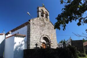 Iglesia de San Esteban de Pezobr&eacute;s