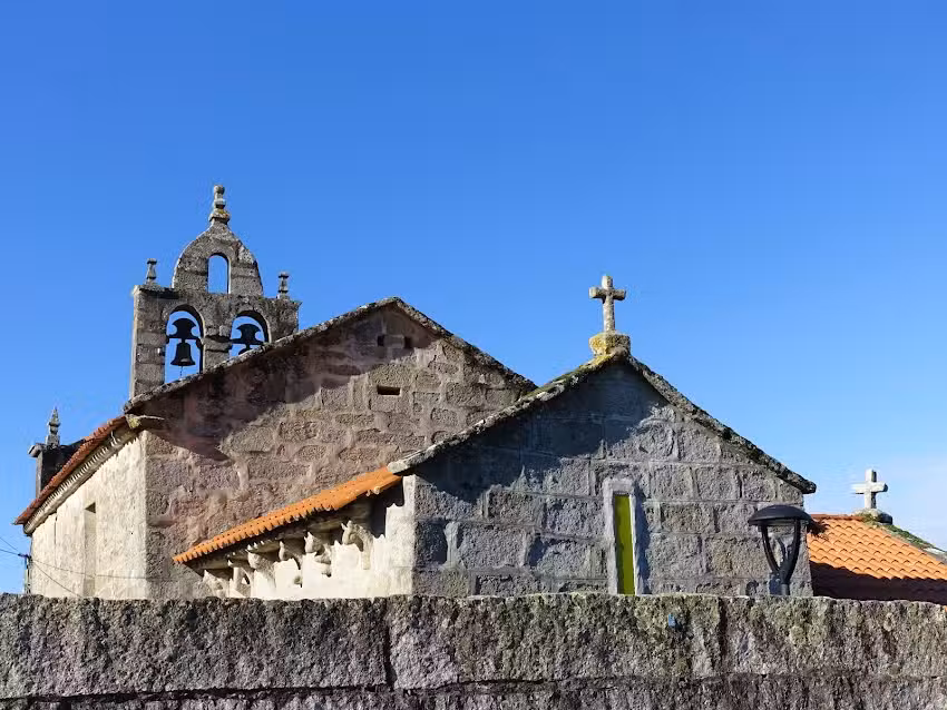 Iglesia de San Fins de Lois