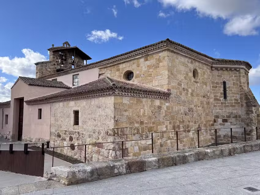 Iglesia de San Frontis