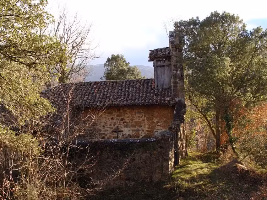Iglesia de San Juan Bautista en Barriolacuesta