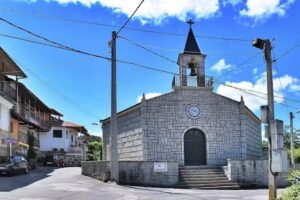 Iglesia de San Juan de Bentraces