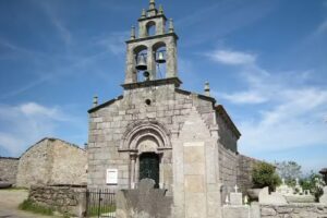 Iglesia de San Juan de Bouzoa