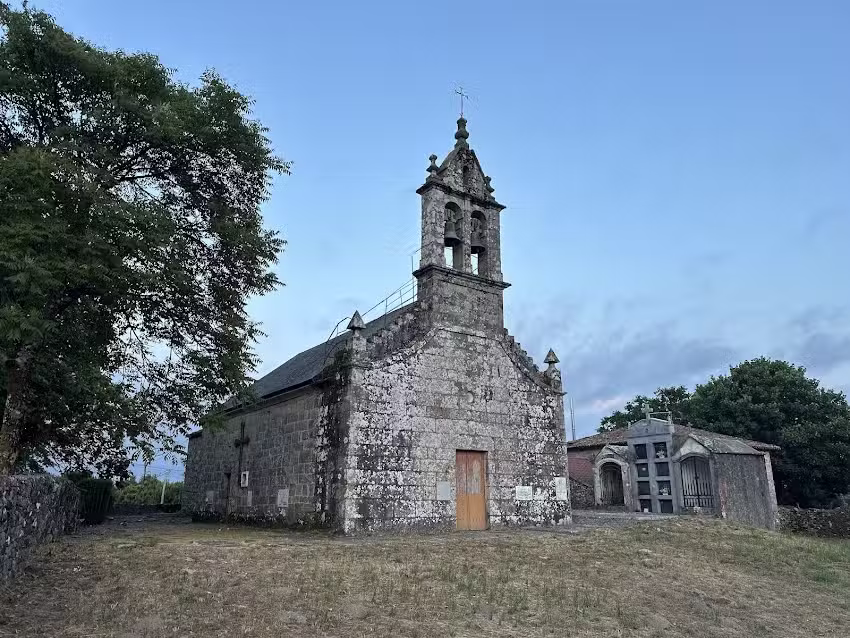 Iglesia de San Juan de Laxe