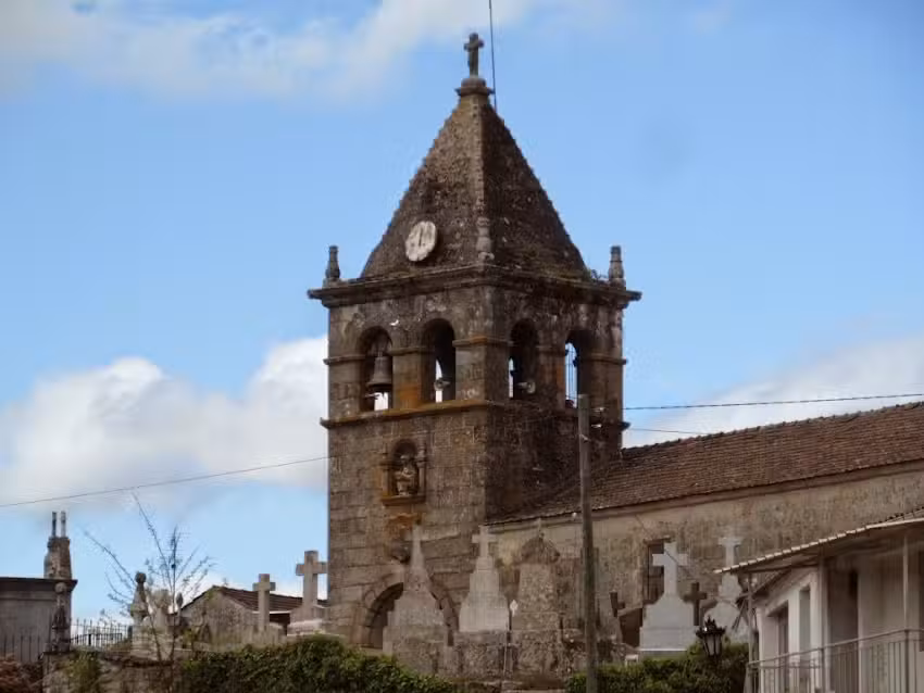 Iglesia de San Juan de Laza