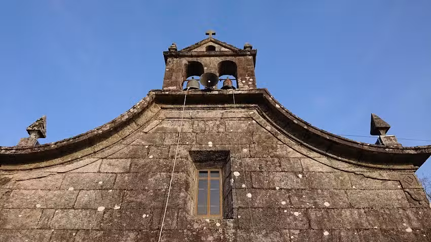 Iglesia de San Juan de Pi&ntilde;eiro