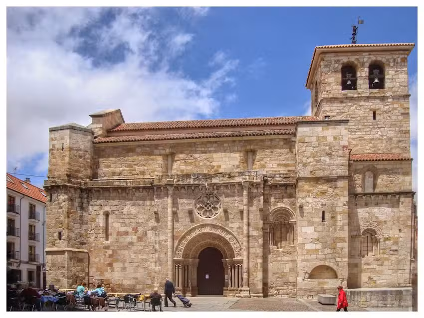 Iglesia de San Juan de Puerta Nueva