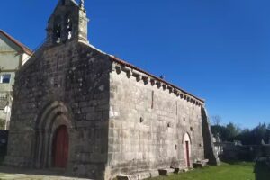 Iglesia de San Juan de Tir&aacute;n