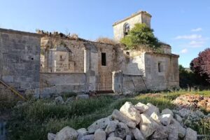 Iglesia de San Juan Evangelista (ruinas)