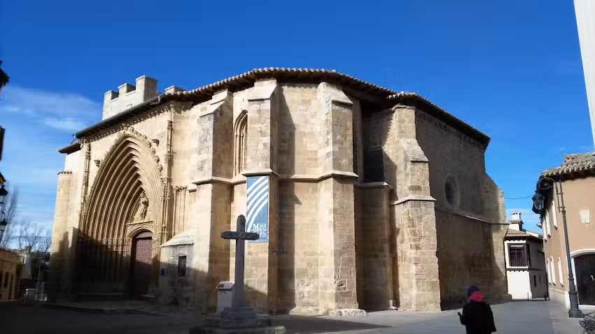 Iglesia de San Juan &ndash; Museo de Arte Sacro