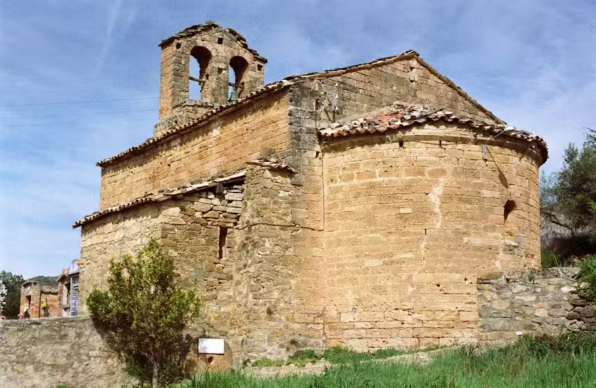 Iglesia de San Juli&aacute;n de Basturs
